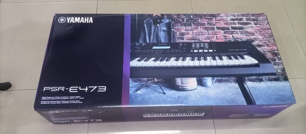 Yamaha keyboard PSR E473